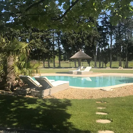 Bed & Breakfast Mas Des Limites Rognonas